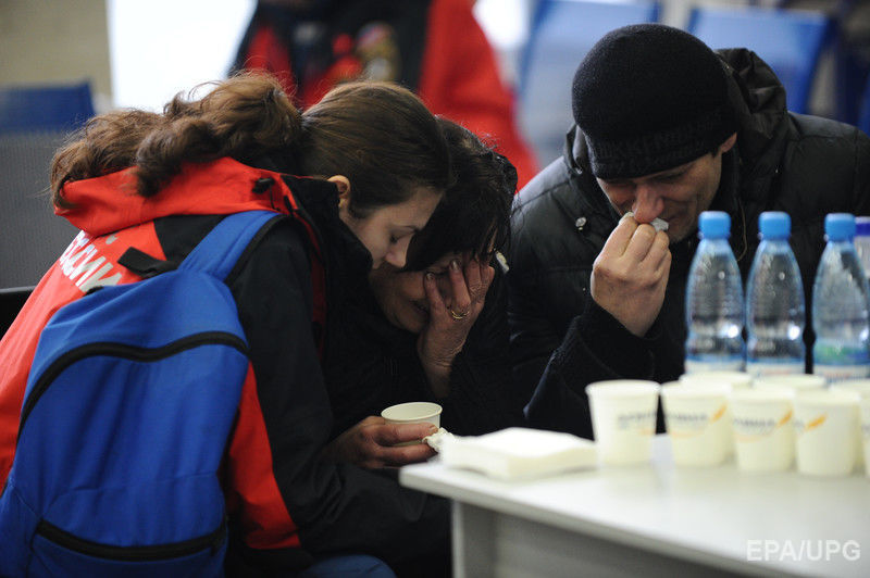 62 человека погибли в результате авиакатастрофы в Ростове. Фоторепортаж 6