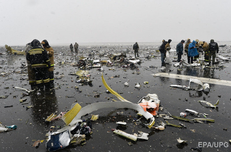 62 человека погибли в результате авиакатастрофы в Ростове. Фоторепортаж 7