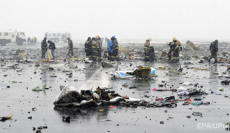 62 человека погибли в результате авиакатастрофы в Ростове. Фоторепортаж 8