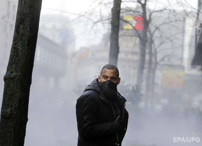 В Брюсселе произошли столкновения между демонстрантами и полицией. Фоторепортаж 4