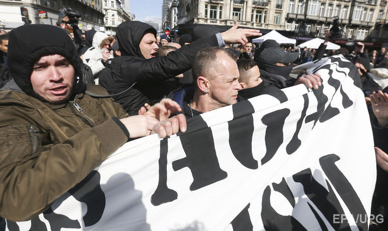 В Брюсселе произошли столкновения между демонстрантами и полицией. Фоторепортаж 8