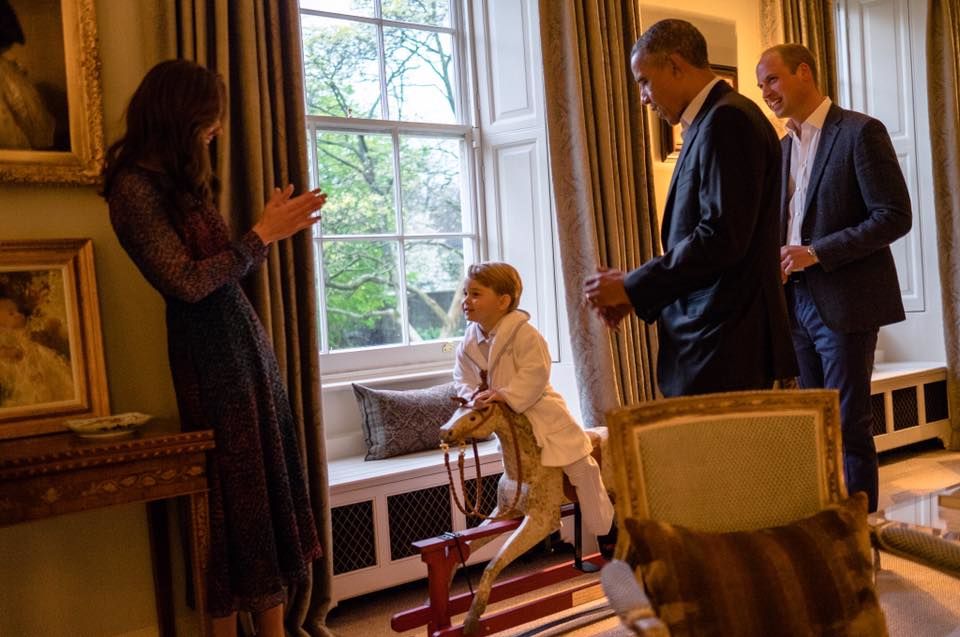 Обама прибыл в Великобританию. Фоторепортаж 8