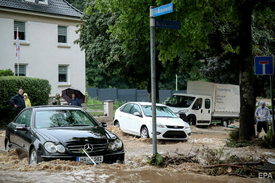  В Германии сильные ливни вызвали наводнения. Более 30 человек погибли, десятки пропали без вести. Фоторепортаж 3