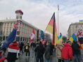 Иностранцы в Киеве спели гимн Украины на Майдане. Фото, видео / ГОРДОН