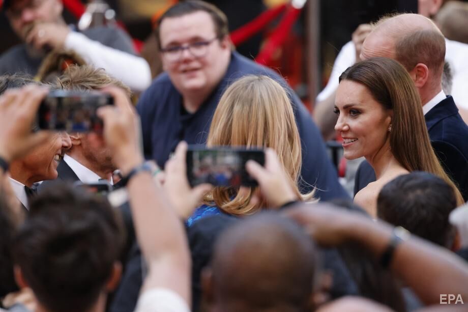 Принц Уильям и его жена Кэтрин встретились с Томом Крузом на благотворительном кинопоказе в Лондоне. Фото 2