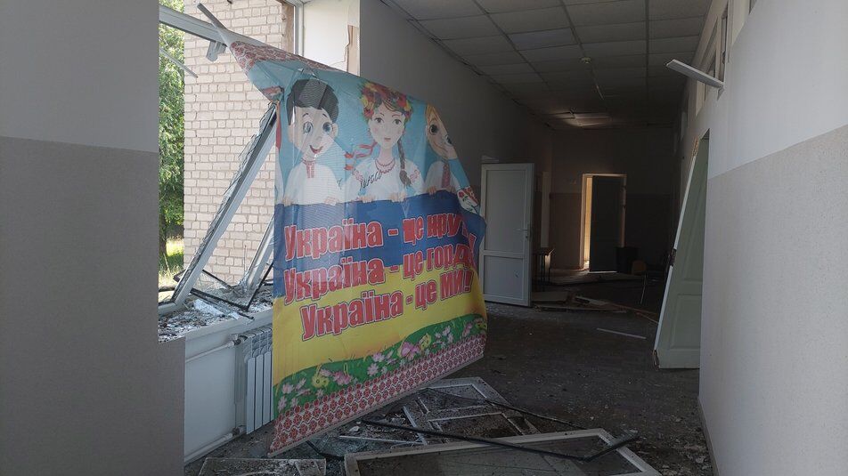 Оккупанты обстреляли школу-интернат для детей с нарушением зрения в Харькове 6