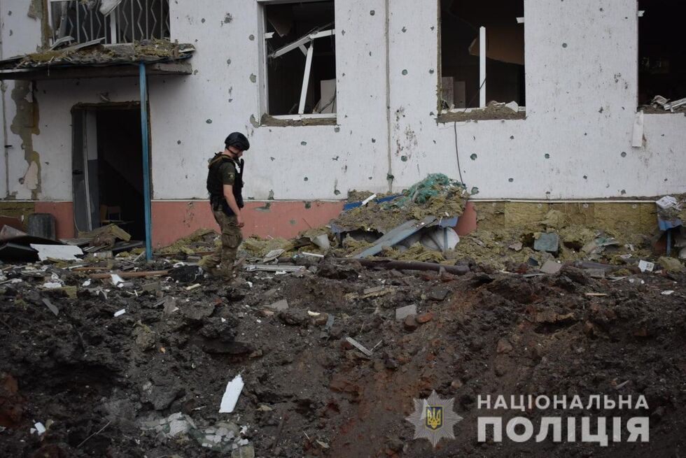 Оккупанты за сутки обстреляли пять городов и сел Донецкой области, били ракетами, артиллерией, РСЗО. Фото 8