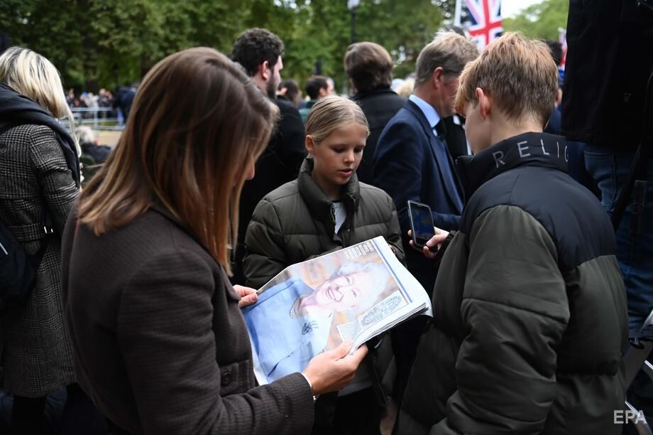В Лондоне проходят похороны Елизаветы II. Фоторепортаж 4