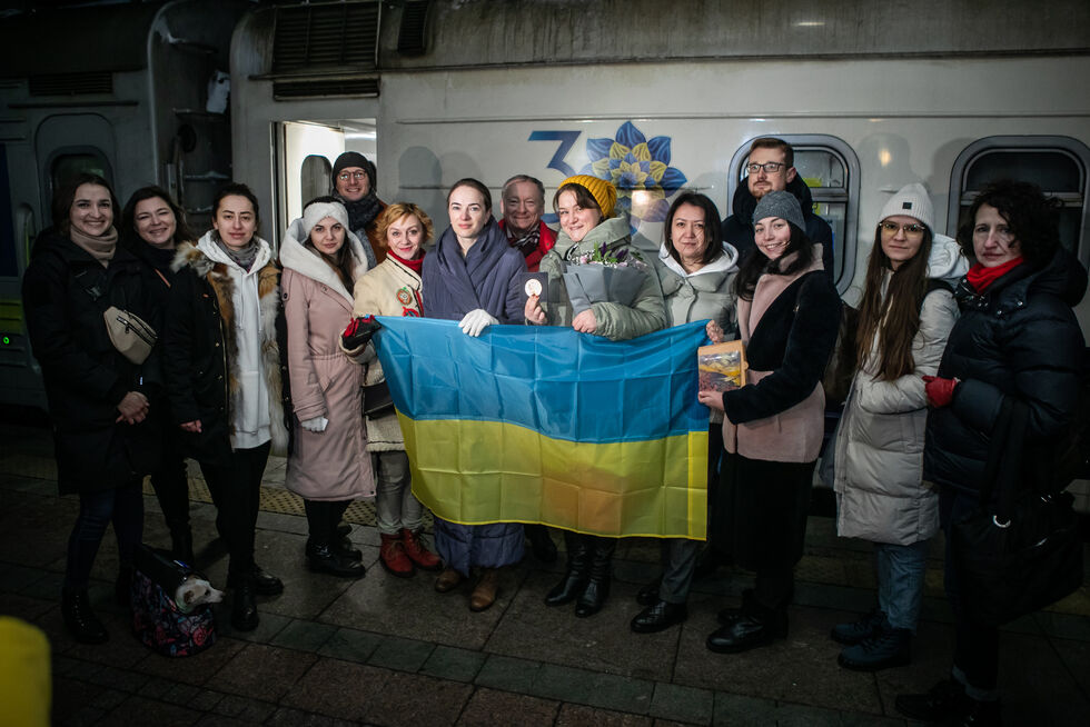 В Україну повернулася правозахисниця з Нобелівською премією миру для української організації. Фоторепортаж 4