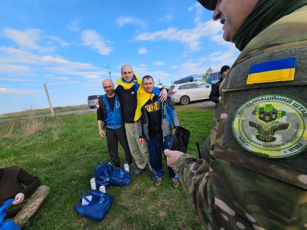 Из плена оккупантов Украина вернула 42 военных и двух гражданских. Фоторепортаж 5