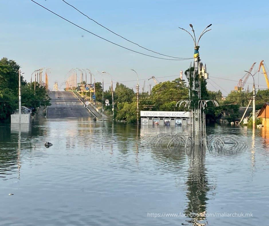 На юге Украины под воду уходят города и села после подрыва оккупантами Каховской ГЭС. Фоторепортаж 7
