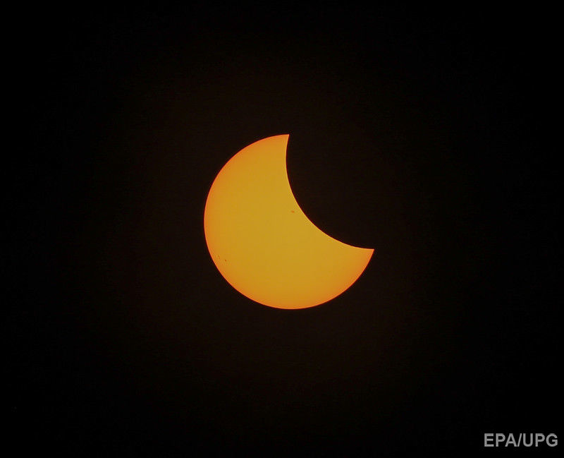 ﻿У 14 американських штатах спостерігали повне сонячне затемнення. Фоторепортаж 6