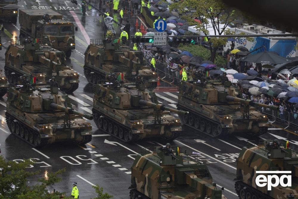 У Південній Кореї вперше за 10 років провели військовий парад. Фоторепортаж 1